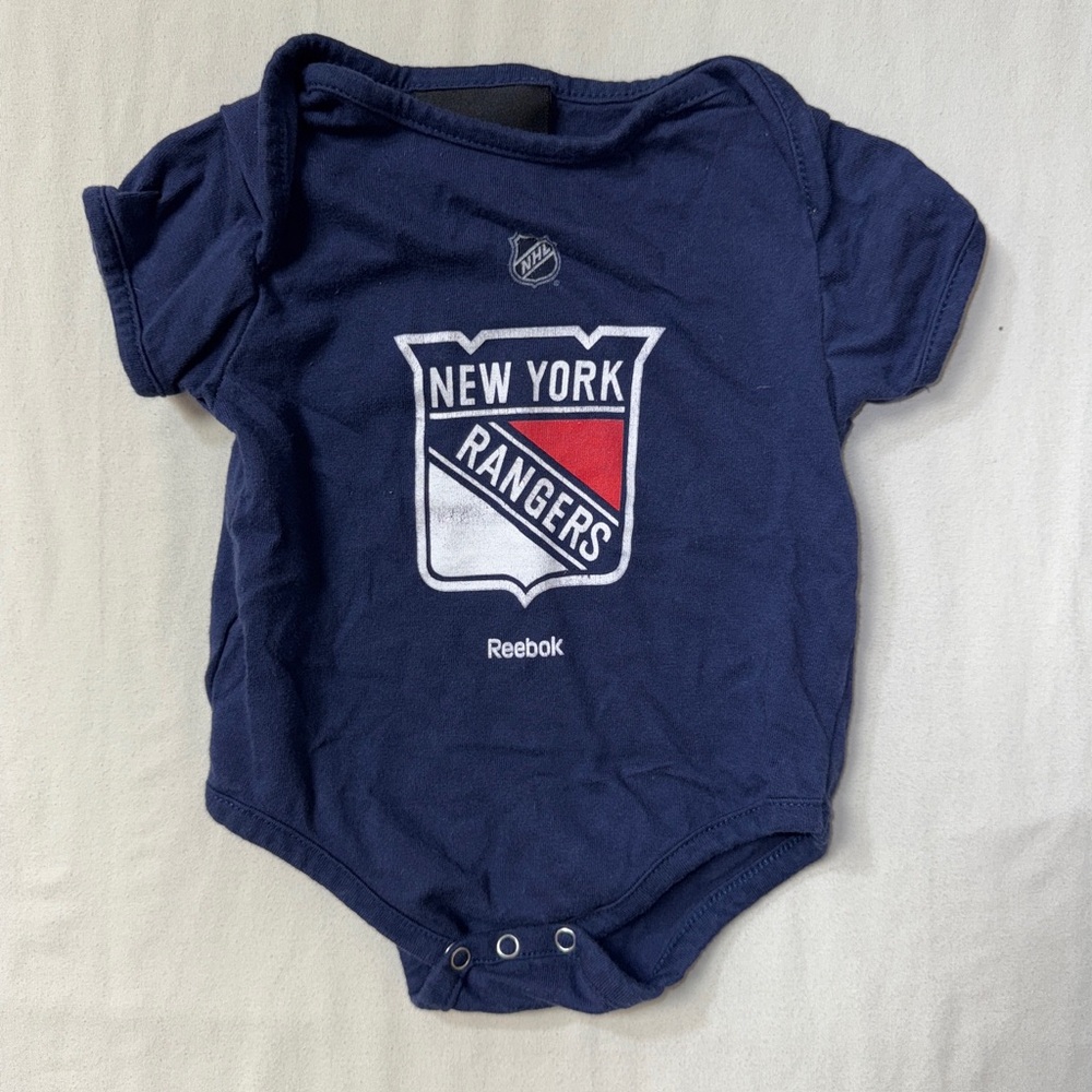 New York Rangers Hockey Baby Onesie 3-6 Mo Infant Tiny NY Fan Ice Newborn Sports